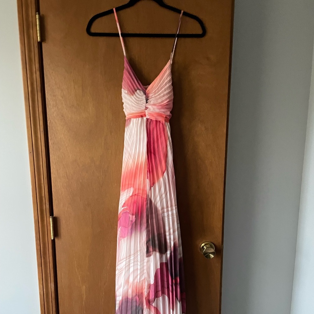 Pick floral dress. Great as a wedding dress or cocktail!